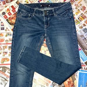 Vigoss FIT/Skinny White Stitched Jeans
